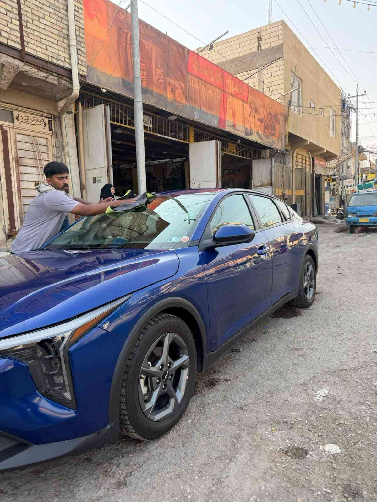 بيع سريع

السلام عليكم 

كي فور موديل  K4 2025 

أمريكي ليبل واحد ضررهة 

سطحي البنيد فقط

مواصفات السيارة

قيادة ذاتيه توقف ذاتي

رادارات امامي خلفي

تحديد مسار نقطه عمياء

اوتو هولد

تشغيل عن بعد

دخول ذكي

بصمه ابواب

السياره بسمي 

السعر 165

مكان السياره كربلاء ***********

نص مكتوب في الصور:
- 44803850
- 000-44803850 - 04/07/2026 - IAA Inc.