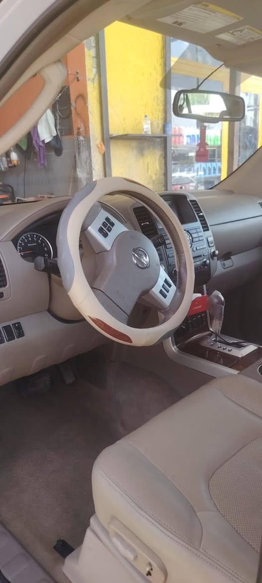 سيارة نيسان بافندر رقم بغداد كفولة كفالة عامه 2010 السعر 125 بي مجال حك الجيه اتصال فقط‏‪***********‬‏
