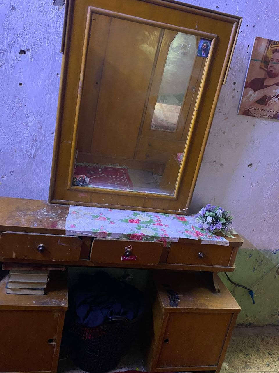 غرفة صاج عراقية • ٦ بيبان • ميز مراية