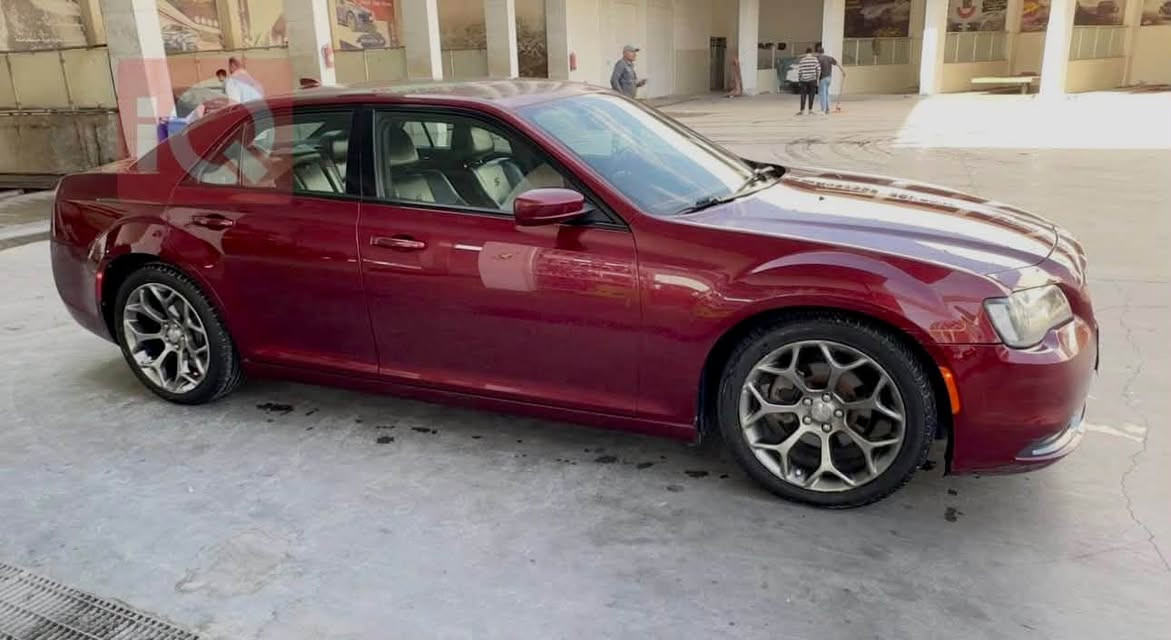 كرايسلر 300 • V6 ٣٦٠٠ • ١١٠ ألف ميل