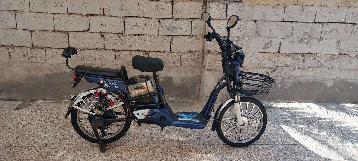 السلام عليكم، للبيع دراجة شحن نضيفة حيل.. بطاريات عدد (4) جدد.. تشغيل بصمة.. اربعة نمرات... السعر 175 وبيها مجال بسيط *********** مكاني ديالى/ بعقوبة وتحياتي
