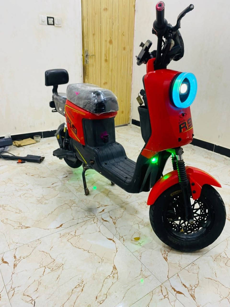 ار 9 • مديل ٢٥ • ٦بطاريات