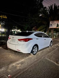 النترا 2012 خليجي  مكينه 1800 على وضع الشركه فول مواصفات من عدى البصمه...