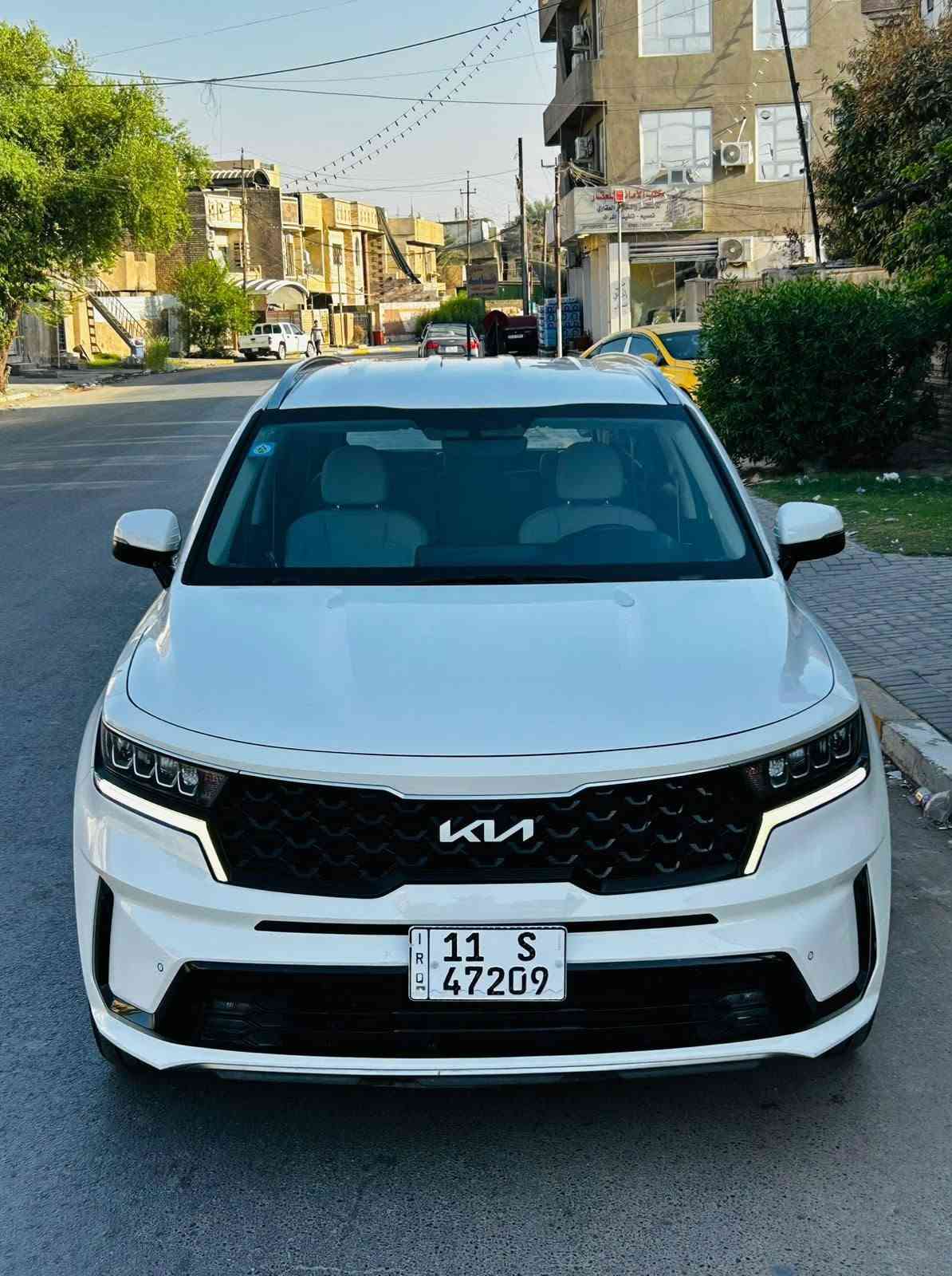 سورنتو  2023 خليجي
( شركه الدوليه )  

مكفوله كفالة عامه 
من الصبغ والتبديل والبارد 

ماشيه 38 الف كيلو 

سياره جديده بمعنى الكلمة 
مابيه اي نقص كامله من كلشي ترايه زيرو 

محرك 6 سلندر كفاله / 7 راكب 

رقم بغداد الجديد باسمي

🔰 مواصفات  
بصمه تشغيل 
بصمه ابواب
كير ماوس 8 سرعات 
تشغيل عن بعد 
كشنات كهرباء 
جنطه شفط كهرباء 
حساسات اماميه وخلفيه
رادار امامي وخلفي
شاشه كبيره تدعم 
اندريد اوتو و ابل كار بلي
سايد بريك بصمه
اشاير مري 
مري شفط
تبريد 3 قطع مناخ منفصل
شاحن واير ليس
نظام نزول منحدرات
بردات خلفيه
وبعد بيه هواي مواصفات

السعر  267 وبيه مجال

مكاني بغداد الدوره

رقمي ***********
