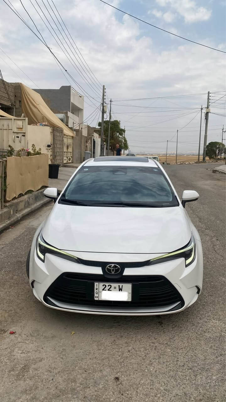 كرولا ٢٠٢٥دةعامي بو دةعامي بةشةرت سبووغ تةعديل تةزرة قنجو قوپيش بةشةرت تةنها ١٤هةزار kmرويشتووة فوول فوول مواسةفات گيج ئةلكتروني بةسمة سلايت لايتو بةگلايت ليد هايبريدو گيرو مةكينةو كارةبايات هةموو بةشةرت بوزانياري زياتر پيوةنديبكة ***********واتساپ أربيل, العراق
