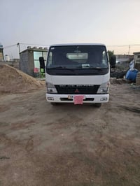 كنتر مستيبوشي قلاب موديل 2007 بسمي مشروع وطني 077187516090/07812743171