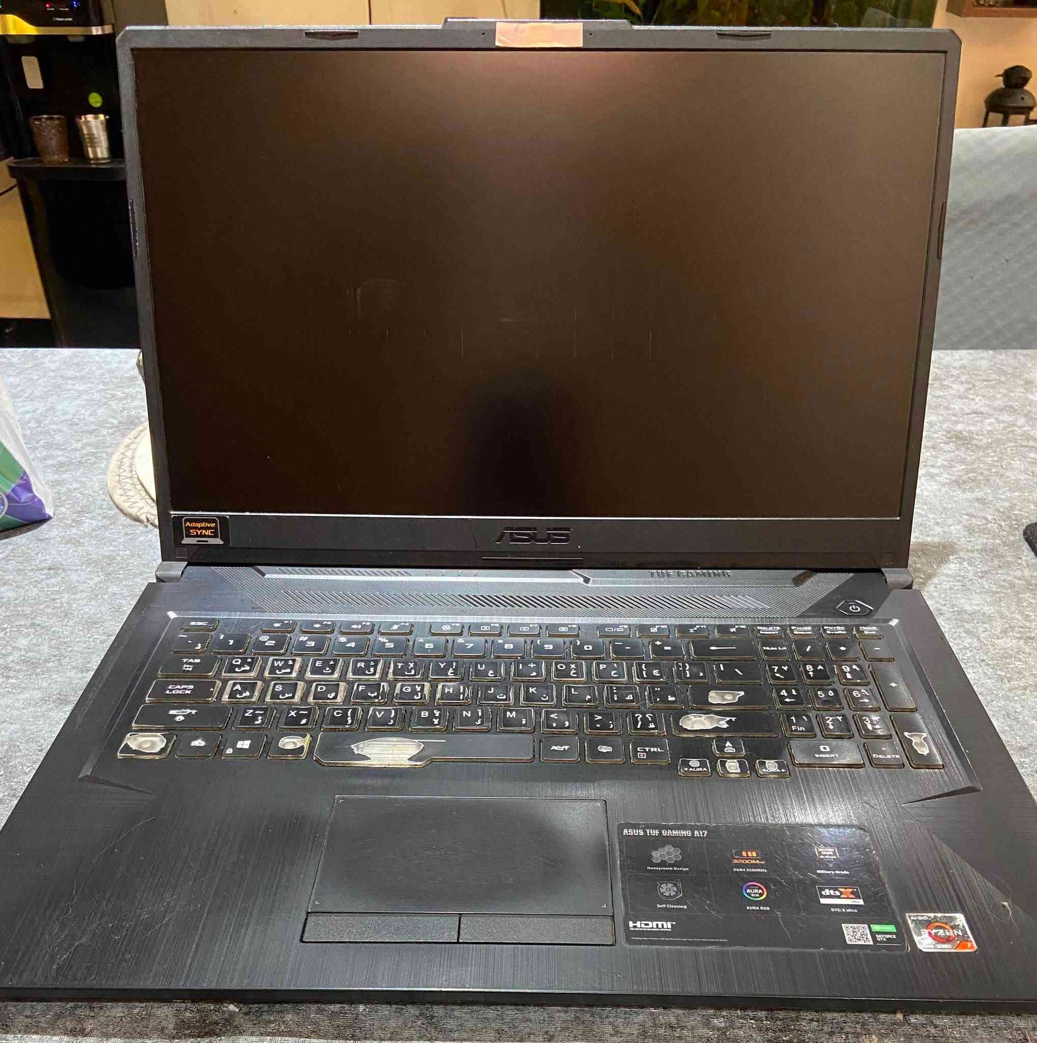 لابتوب كيمنك Asus Tuf Gaming A17
رام 32 جيجا DDR4
معالج AMD Ryzen 7 4800H 2900mhz 8 core
كرت شاشه Nvidia GTX1650 4Gb + AMD Radeon 
هارد 1.5 تيرا بايت
شاشة بقياس 17.5بوصه بتردد 144 هرتز
ظهر الشاشه معدن متين جدا
ويندوز 11 اصلي مدمج
بلوتوث ، كيبورد ضوئي RGB ، نظام تهويه Honeycomb مع مراوح ذاتية التنظيف

اللابتوب نظيفه جدا جدا بدون كسر ولا خدش وشاشة ايضا نظيفه جدا بس الكيبورد مثل ما واضح ممسوح شويه كم دكمة ( علما انو اني مبرمج ف بسبب كثر الكتابه )

اللابتوب تفحصها اي خلل اي مشكله تاخذها ببلاش وتطلع واني الممنون
بطاريه نظافه فول الفول اي نقص او مشكله مابيها

سعرها ٩٥٠ الف عراقي .. بيها مجال بسيط وتدللون

عنواني الغزاليه
ورقم الهاتف ***********
توصيل موجود بس بعربون لان اللابتوب غاليه اذا متستلمها راح اتضرر 
واذا تريد تجي للبيت كل الهلا
