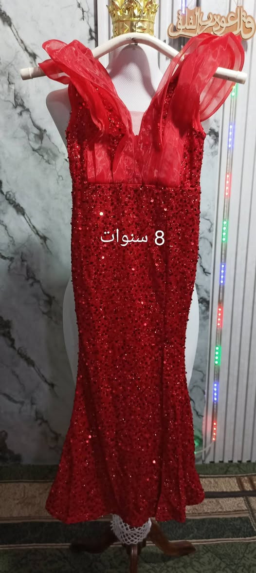 فساتين اطفال واعمار محيره القياس مكتوب داخل كل صوره للحجز والاستفسار مراسله ع الخاص متوفر توصيل لكل المحافظات 5 آلاف

نص مكتوب في الصور:
- 11 سنه
- 10 سنوات
- 15/
- 4 سنوات
- 8 سنوات
- 11/12/13 سنه
- يلبس عمر 13/14/15 سنه
- عمر 8/10 سنوات
- وردي 6 سنوات