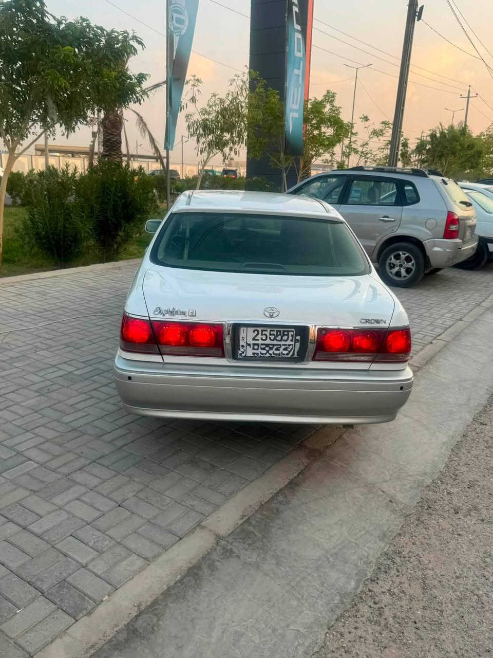 ملكة مديل 2003 رقم كركوك إنكليزي قرار ٤٨ شرط التحويل
سياره كفاله كص وضربه وصبغ 

فول للاخير عدا الفتحه 

شاصي 75 ديفور الكبير
 
4 دكم دبل شاشة 

تبريد خلفي ثلاجه 

اربع كشنات كهرباء ستيرن كهرباء 

مكينه وكير جديد شرط بدون تنقيص 

حداديه جديدة 

سيارة جديدة 

الاستفسار ***********
