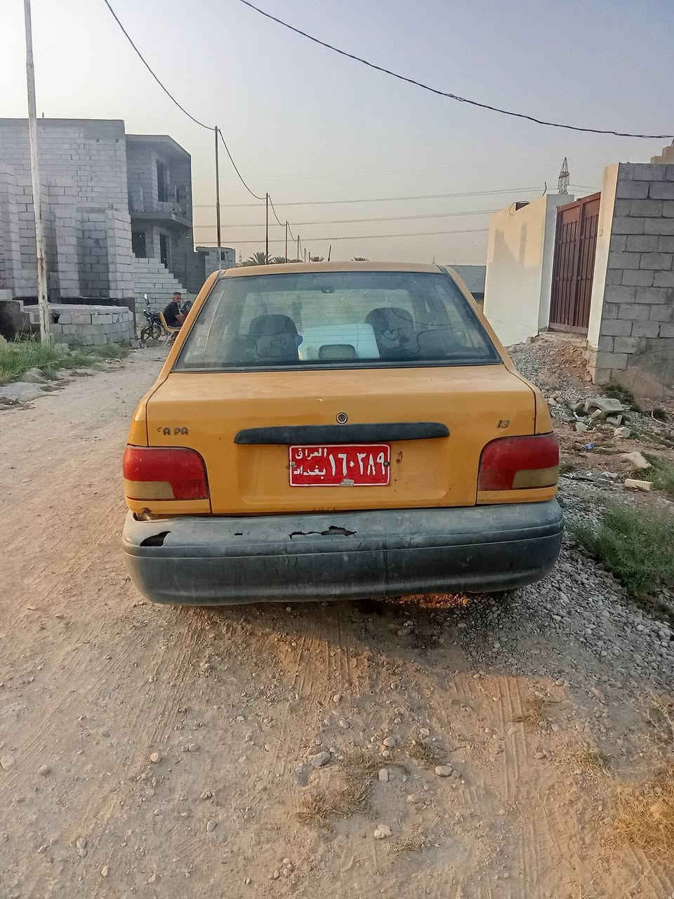 سلام عليكم) عندي سايبة موديل 12رقم احمر 
مكان سيارة ديالئ تفاصيل سيارة دك عل هاتف وتدلل *********** سعر 6ورقات قفلهة
