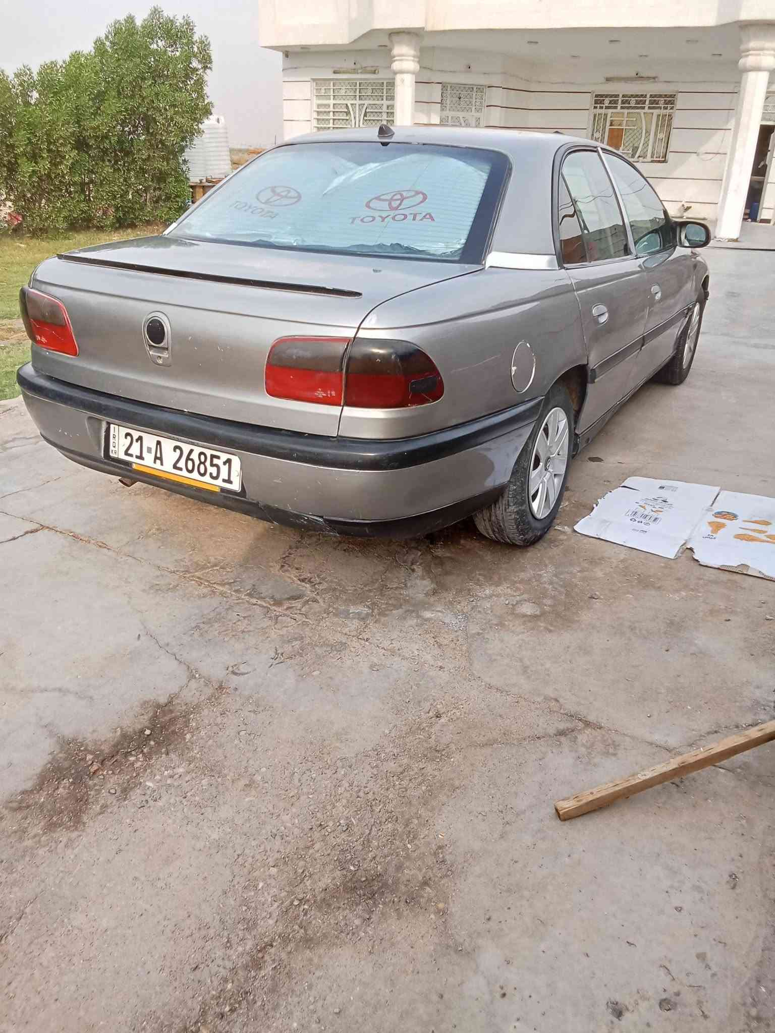بزون • ١٩٩٥ • واسط قضاة