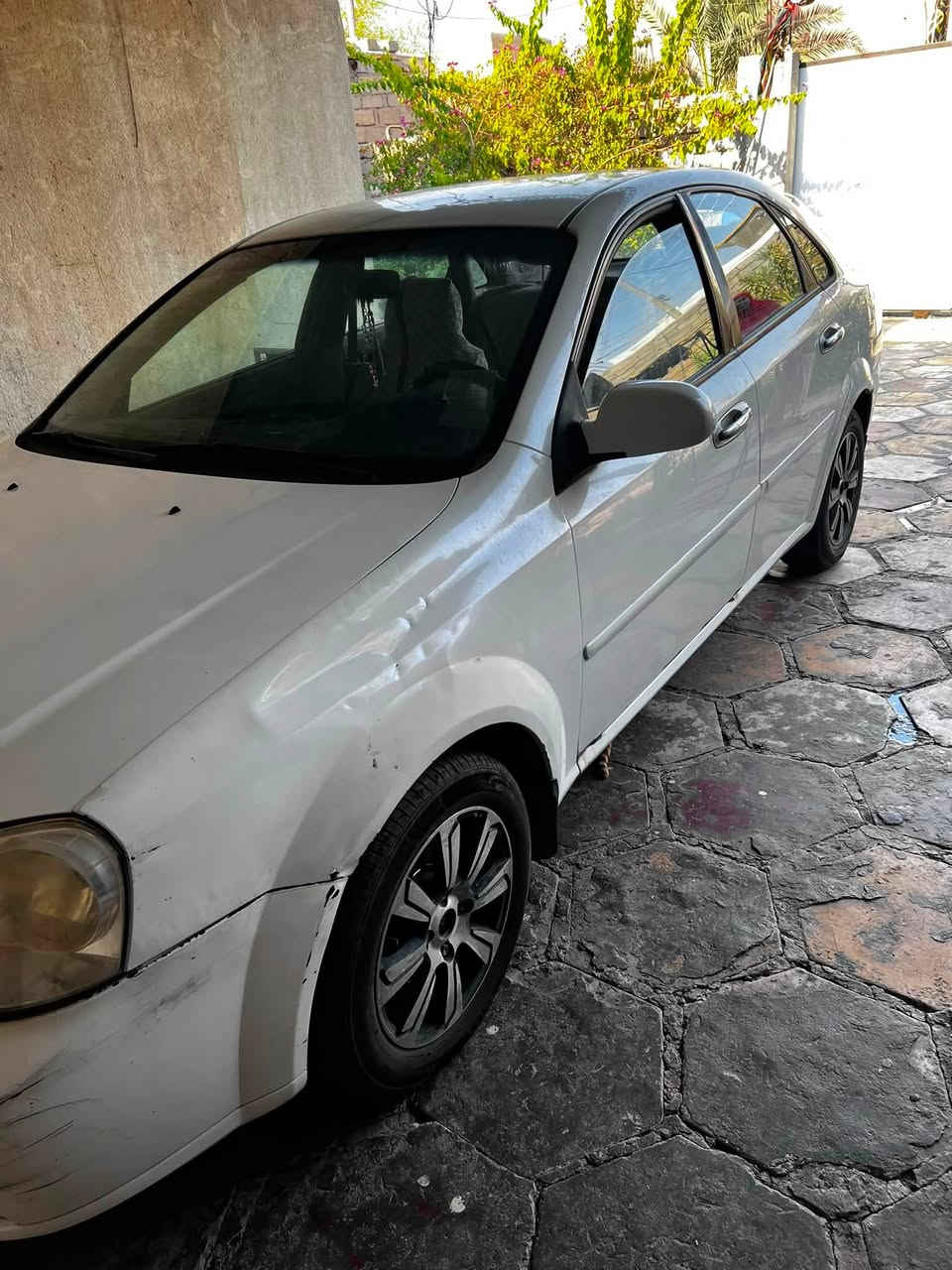 اوبترا موديل 11 رقم نجف مشروع وطني باسمي مكينه وكير وتبريد بحاله جيدهمكفوله من الحادث والضربه القويه يها صبغ قليل في فتحة البانزين الى الباب الخلف نتيجه شخط في باب البيت السعر 70$ وبيها مجال @رقم الهاتف ***********
