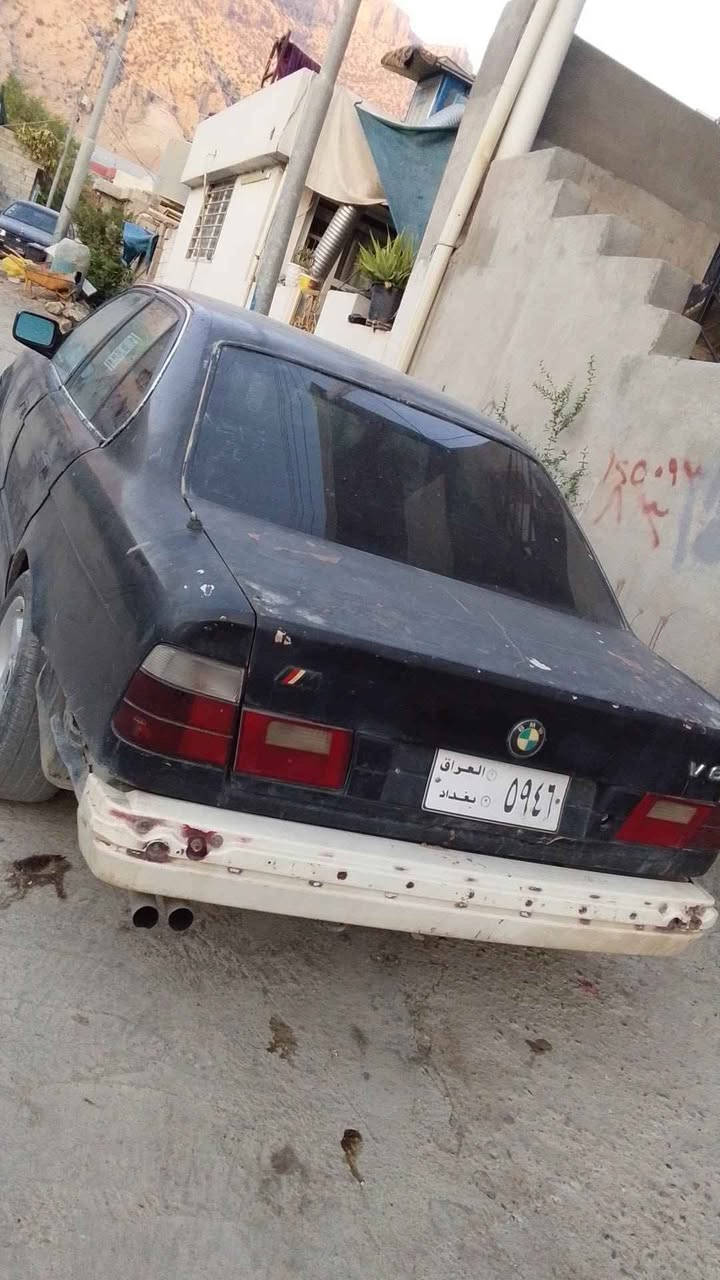 بوو فروشتن سور به قو وه ته مه كينه كه بز كيرئادى بووته عميرده بى جواربه رده كاى ده وى بوياحى جوان نيه مردوه بوياحى ده وىbmw525 مووديل 1991 جوار جام كاره باى مه كينه كه بزه *********** Singapore
