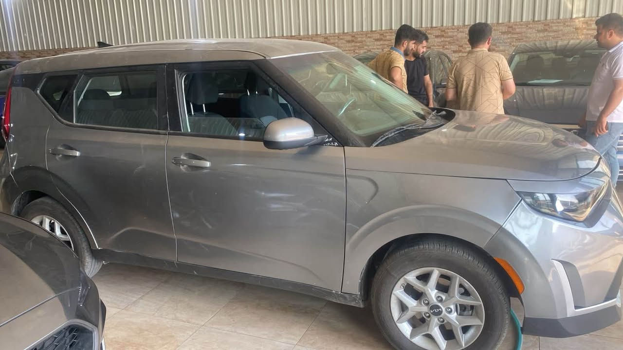 السلام عليكم كيا صول مديل 2023 ماشيه 30 الف بيها صبغات ابيع صبغ عام كير محرك تبريد بشرط رقم اربيل تحويل  وكاله موجوده مكان السياره نجف سعرها 105 وبيها مجال اي  استفسار عل الرقم ***********
