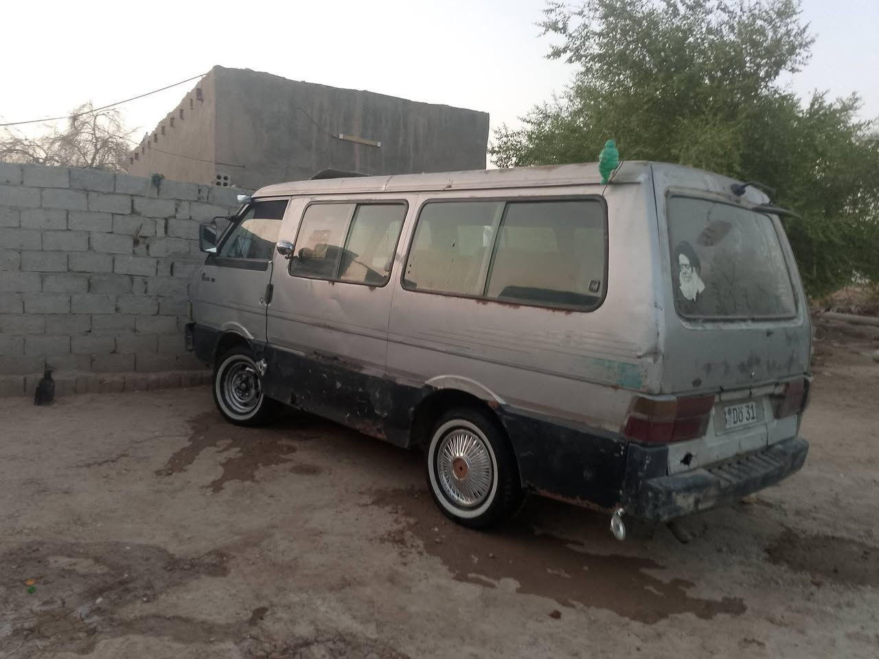 سلام عليكم سياره بسته البيع جازه مكينه جديده كير يفلت ثالث بم جديد كهربايات كله شغاله رقم حمر ‏‪***********‬‏
