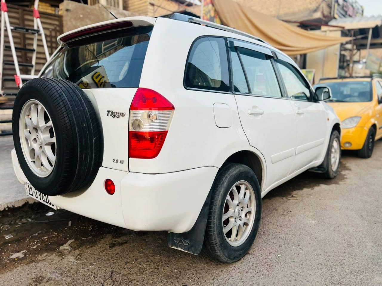 تيكو ٢٠١١ رقم بغداد للبيع
سيارة بدون صبغ ..فول مواصفات كير محرك كفالة 
صدر امامي خلفي كفالة 
كير ميكانيكي تبريد شغال 
كهربائيات بدون نقص 
سيارة با اسمي سنويه جديدة 
هزه جديدة رقم انكليزي 
السعر ٥٦ وبي مجال للشراي 
للاستفسار ***********
