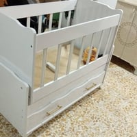 تخت طفل • هزاز • بي مجال