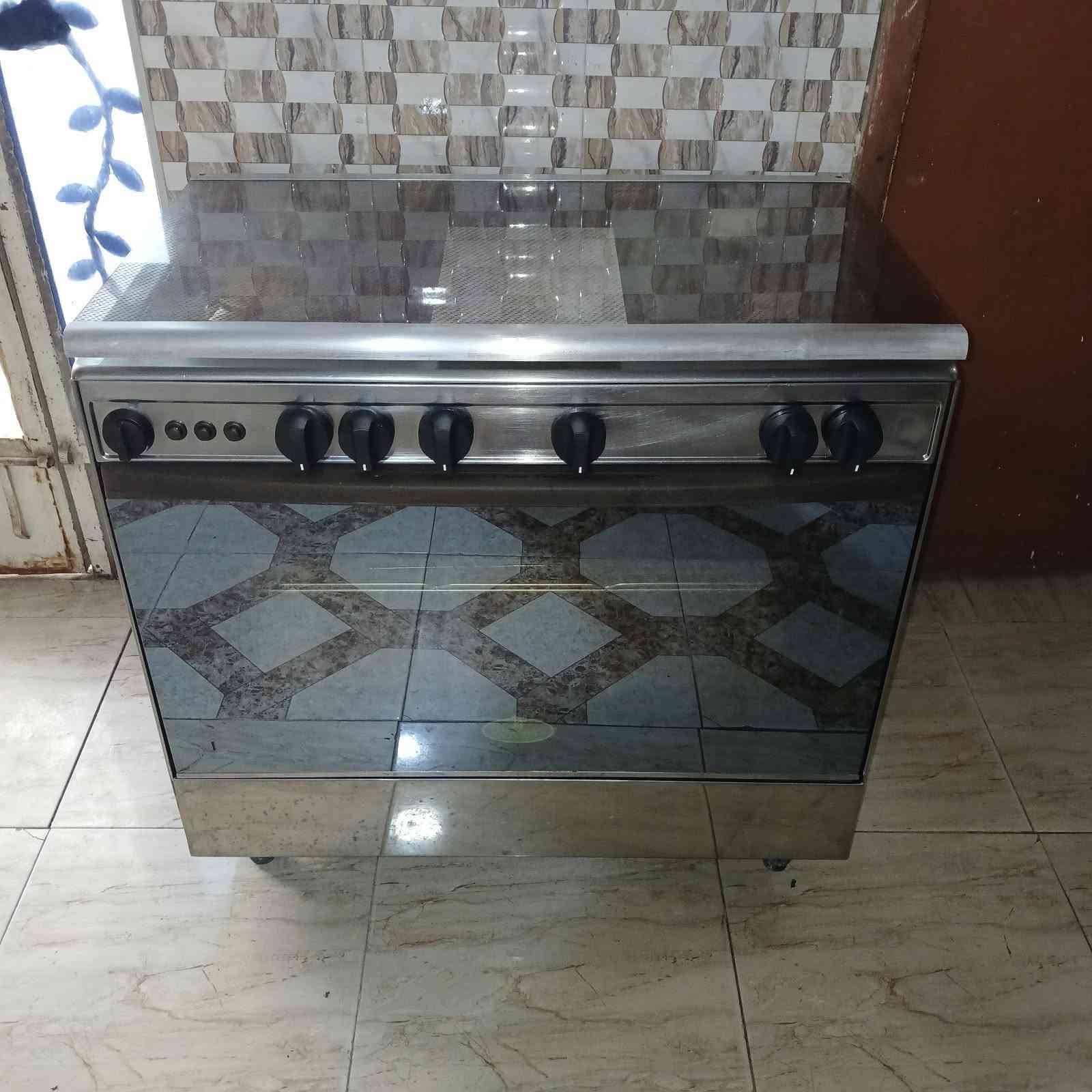 طباخ نوعيته كريازي مصري شكل حديث جوكر ٥عيون استيل اخو جديد شرط أو شغال على فحص للبيع عنوان نجف حي نداء
