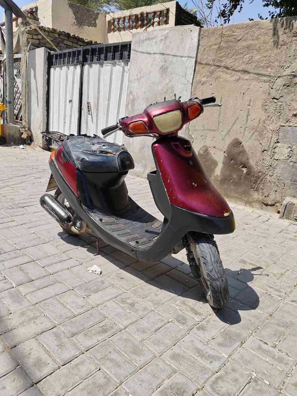 السعر 125 بيع مستعجل ***********
بطه للبيع موديل 3 مكينه ناعمه كير نضيف تأيرات جدد دراجه حلوه كلش كهربائيات شغاله كله المكان كربلاء اتصل
