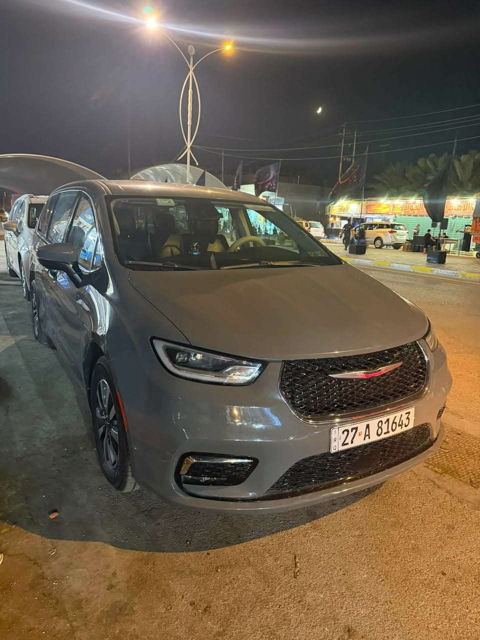 السلام عليكم Touring L 2023 hybrid حادثها بالصور طخه خفيفة بالباب و الجاملغ فقط مكفولة من كلشي 
السيارة فول 
 وياها سستم شحن كامل 
السعر 245
Tel:***********
