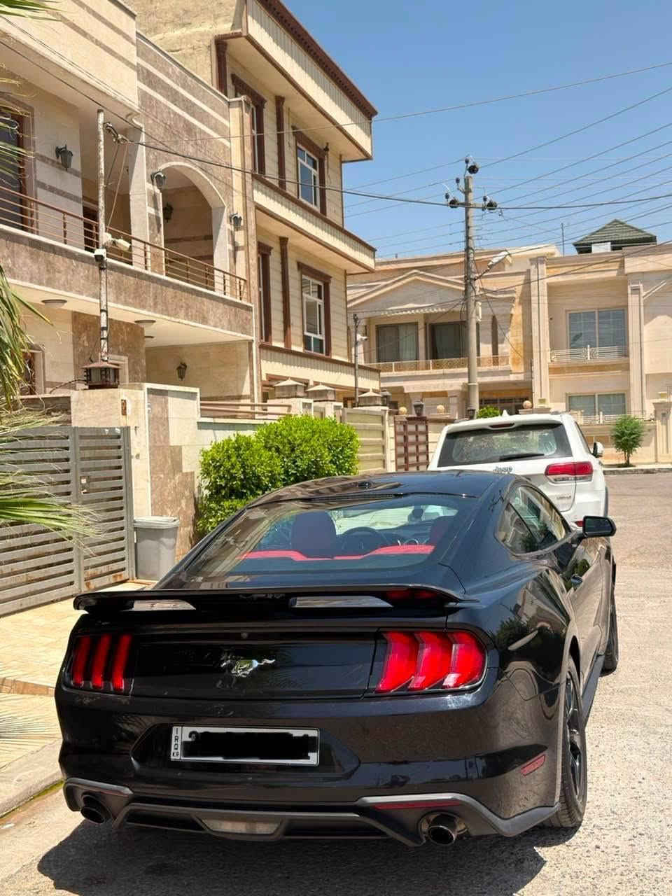 سياره كى زوور باكه  كيرو مه كينه به شه رت هه موو كيانى به شه رت له شه ريكه سرفس ده كريت 
*********** أربيل, العراق
