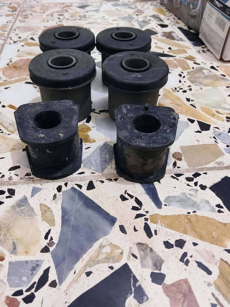 قطع غيار • للبيع