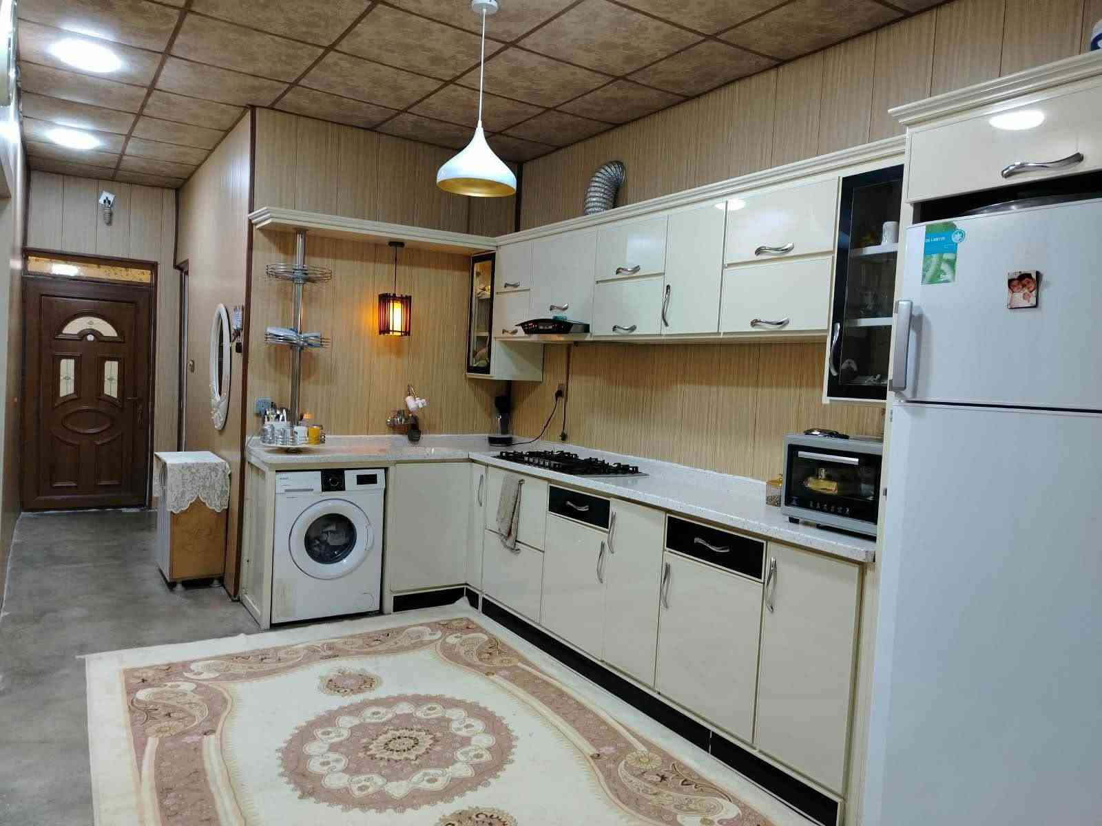 دار للبيع 
مكان كركوك تبه خلف ساحة كيوان 
سعر 80 و مجال
مساحة 156 متر مربع واجهة 13 متر 
كراج / استقبال / نوم / مطبخ / صحيات /
شيرزاد عقارات
للاستفسار اكثر اتصل علي الارقام التاليه
***********
***********
* نستقبل جميع عروضاتكم السكنية 🏠 والتجارية 🏡 بكافة مناطق 
او زيارة مكتبنا 
ع سايدين مركز شرطة رحيم اوه مقابل صيدلية ئاشتي كركوك, العراق
