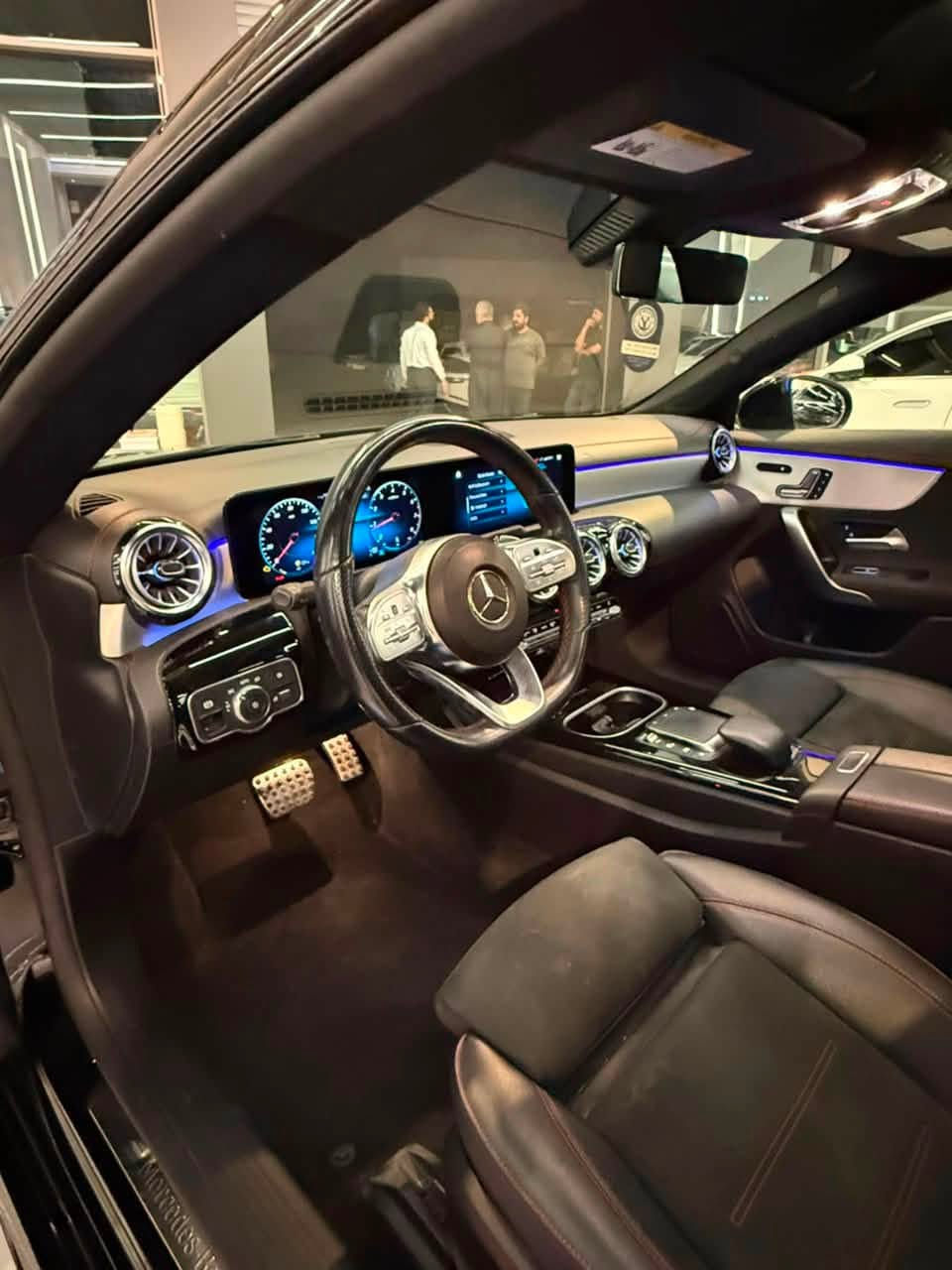 Mercedes CLA 250 2023 AMG Black Edition 1
🔹للبيع او مراوس بشي مناسب
🔰CLA250 AMG🔰       
🔰 2023🔰
🔹حجم المحرك 2000 TUrbo
🔹المسافة المقطوعة 75 mil
‏‎🔰المواصفات 🔰
🔹المقاعد جلد🔹مقاعد كهربائية🔹مقاعد تدفئة وتبريد🔹كامرة دوارة 🔹بصمة تشغيل 4 ابواب🔹ايرباك حماية عدد ( 10)🔹بريك بصمة 🔹دشبول شاشة متصل متكامل 🔹ماوس 🔹مثبت سرعة 🔹ستيرن جلد حياكة ( بلادي ) 🔹الانارة الداخلية ( LED)🔹بك لايت (LED)🔹رادار امامي 🔹رادار خلفي🔹رادار جانبي🔹لايت زنون ( بلادي )🔹انارة داخلية اكثر من ( 87 لون )🔹آوامر صوتية 🔹أنارة محيطة (LED)🔹تبريد شاشة 🔹مقاعد جلد ( اسود ) 🔹أنارة داخل ( المقاعد )🔹قبضات باب ( ألمنيوم )🔹شفتات داخل المقود🔹أوتو هولد🔹نظام ( ABS)🔹نظام مانع تزحلق🔹حساس داخل الاطارات 🔹وضعيات قيادة متنوعة 🔹اشاير بالمرأة الخارجية🔹المرأة قابلة للطري   
‎ 🔹الحادث  بنيد +الجاملغ فقط🔹المكان : بغداد 🔹للأستفسار الاتصال على 📞
    🔰***********🔰🔹او واتساب + ماسنجر🔹للشراي الجاد فقط 🔹السعر :215$) ورقة قابل للتفاوض
