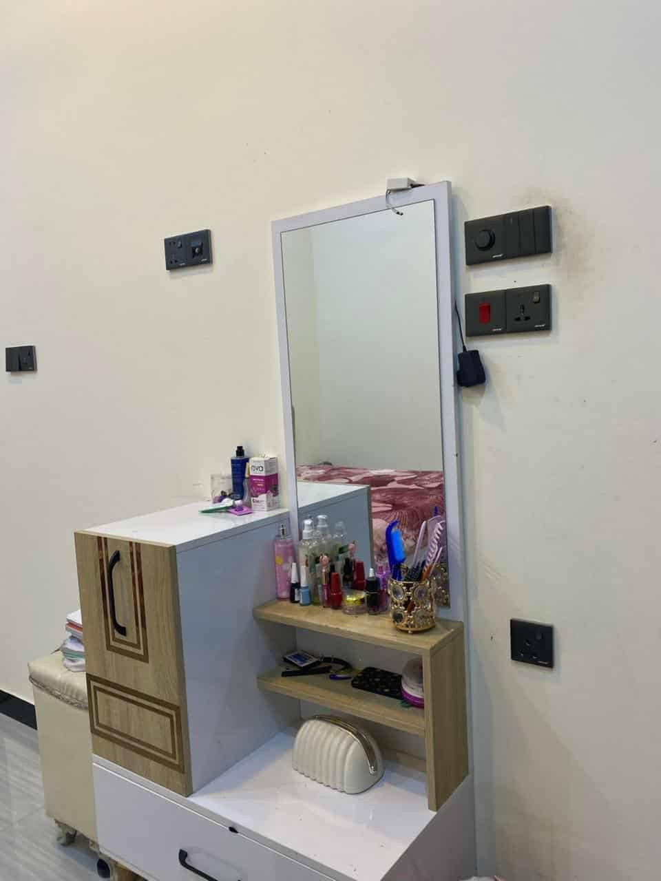 400 بيها مجال مستعجل عليها
***********
