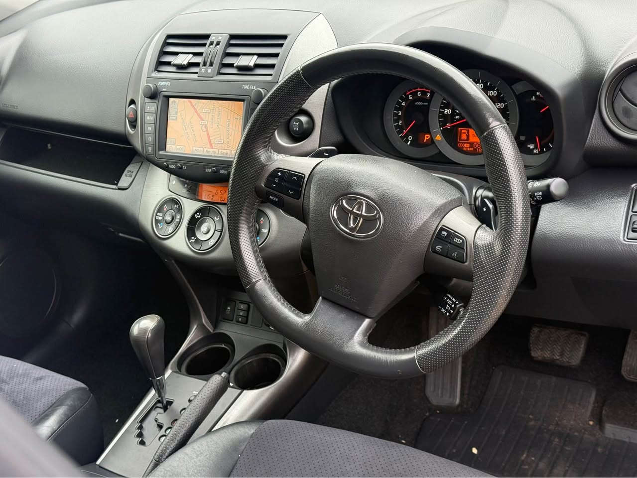 2011TOYOTA RAV 4 2.2VVT-| XT-R 5DR AUTO
Model: RAV4 XTR 4x4 Automatic
Engine: 2.2 L diesel (ULEZ Compliant)
Transmission: Automatic
Mileage: 66k
Drive: 4-Wheel Drive
Recent Maintenance & Upgrades
Full service recently completed
All 4 new Michelin tyres fitted
New radiator installed
New battery
Expires: 17 Aug 2027 • 364 days
Climate-controlled air conditioning
Electric sunroof
Spacious interior and generous boot space
Smooth and reliable automatic gearbox
Condition
The car drives beautifully - smooth, quality Location Livrpool
***********
£3995 Liverpool, Merseyside
