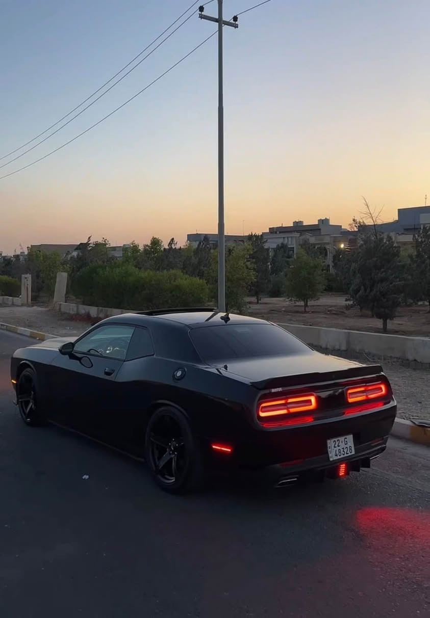 کوردی و عربی:👇🏻
🚘🔥 دۆج چالنجەر 2017 SXT Plus.  ⭐ 
موواصفات:

• سڵایت
• بەمسە و شەغال
• ڕاداری پشتی، پێشی و تەنیشتەکان
• سیستەمی دیاریکردنی خێرایی(تعدید سورعە)
• شەفتی سوکان
• 3 گێر، بە تەواوی چاک و جێگیر
• مۆدەکان: Default / Custom / Sport / Track
• شاشەی Uconnect + Apple CarPlay
• سەماعەکانی Alpine بە کوالێتی بەرز
• ویلی SRT
• تایەکانی شوارب بە تەواوی
• بۆنیتی هارلمـی ئەسڵی

🔧 مەکینە و گێر:

• 6 پستن
• مەکینە، گێر و سیستەمی کارەبا بە شەرت 
• هیچ مەسروفێکی تێدانیە 

🎨 پارچەکانی:

• لای سەکن 3 پارچەی بۆیاغ بەس لیخشانە 
• لەگەڵ چاملغەی پێشەوە
• بێ ناو گرتن بێ شانسی بەبێ بەدەنە گرتن
• تەنها ناوەوەی دەرگای قۆپەکە بەبێ بۆیاغ

✨ سەیارەکە پاک و خاوێنە و تازە بە تەواوی پۆلیش و خاوێنکراوەتەوە؛ ئامادەیە بۆ سواربوون 
📑 تحویل و بەناوکردن بە بەشەرتە

💰 نرخ: 135$
⏳ مەجالێکی زۆر کەم هەیە!
📞 بۆ زانیاری زیاتر پەیوەندیم پێوە بکەن، لە خزمەتتانم:
0️⃣7️⃣5️⃣0️⃣4️⃣9️⃣6️⃣0️⃣0️⃣
🚘 دوج تشالنجر 2017 SXT Plus

🔹 مواصفات كاملة، بشرط أن يكون كل شيء يعمل بشكل ممتاز:
* سلايت
* بصمة وشغّال
* رادار خلفي وأمامي وجانبي
* تحديد السرعة
* شفتات ستيرن
* 3 گير كامل ومضبوط
* المودات: Default / Custom / Sport / Track
* شاشة Uconnect تدعم Apple CarPlay
* سماعات Alpine فول كوالتي
* ويل SRT
* تايرز جديدة وكاملة
* بونيت هارلم أصلي 

🔧 المحرك والجير والكهرباء: 6 سلندر، گير ومكينة وكهرباء بشرط الفحص والتأكد من سلامتها وعملها بشكل ممتاز.

🎨 البودي:
* صبغ 3 قطع بالجهة اليسرى مع جامليغة أمامية، بدون سحب شاصي.
* الهيكل غير ممسوك.
* فقط داخل باب القوپة بدون سبغ

✨ السيارة نظيفة جداً، وما عليها مصروف، وتم تلميعها وتنظيفها بالكامل مؤخراً.
📑 التحويل والتسجيل على المشتري.

💰 السعر: 135$
⏳ مجال بسيط جداً.
📞 لمزيد من المعلومات، أنا بخدمتكم:
*********** أربيل, العراق
