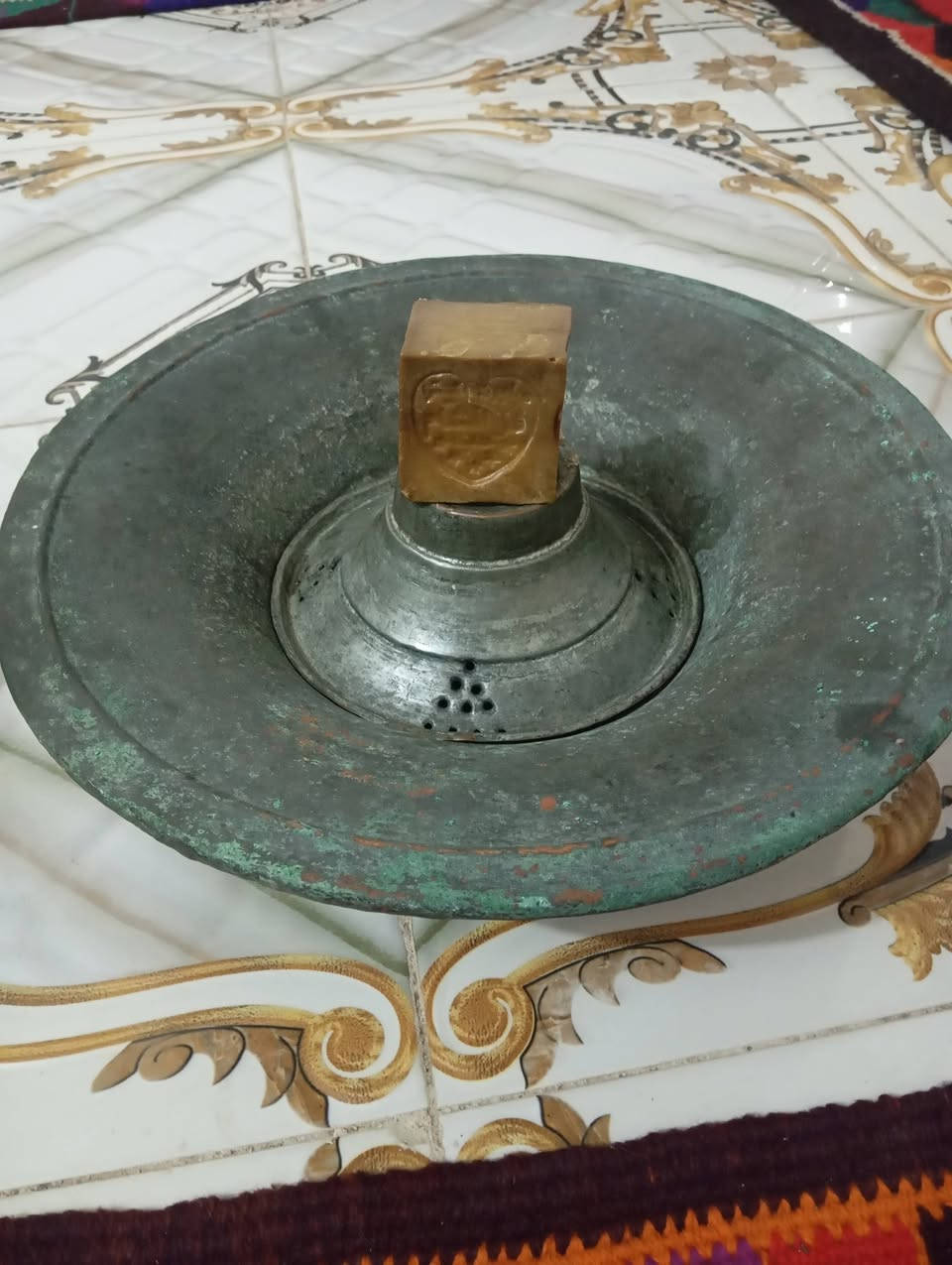 سلام عليكم ابريك وسلبجه بغداديات نحاس احمر ابحاله جيده اسعر ١٦٠ الف مكان ارفاعي قرب بدعت ارحمه لا اوجد بل تعليقات ***********
