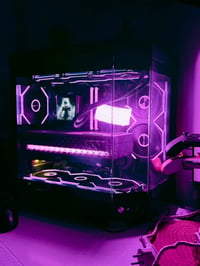 ست اب للبيع  السلام عليكم  Gaming Setup كامل للبيع بحالة مرتبة جداً، و...