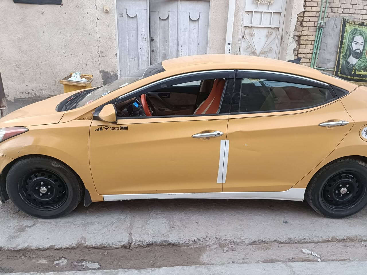 السلام عليكم 
النترا 13 امريكي سياره جاهزه من كلشي ألف دينار ماتخسر عليهه ومحمد مكينه 1800 مشدوده طابوكه تبريد ثلج باتري جديد البارحه ماخذه تخم تاير جديد ادامه كامله مسويلهه مامخلي بيهه اي شي نقص رقم بغداد بأسمي تحويل مباشر حادثهه موجود وي الصور السعر 88 وبيهه مجال للشراي رقمي 
***********
