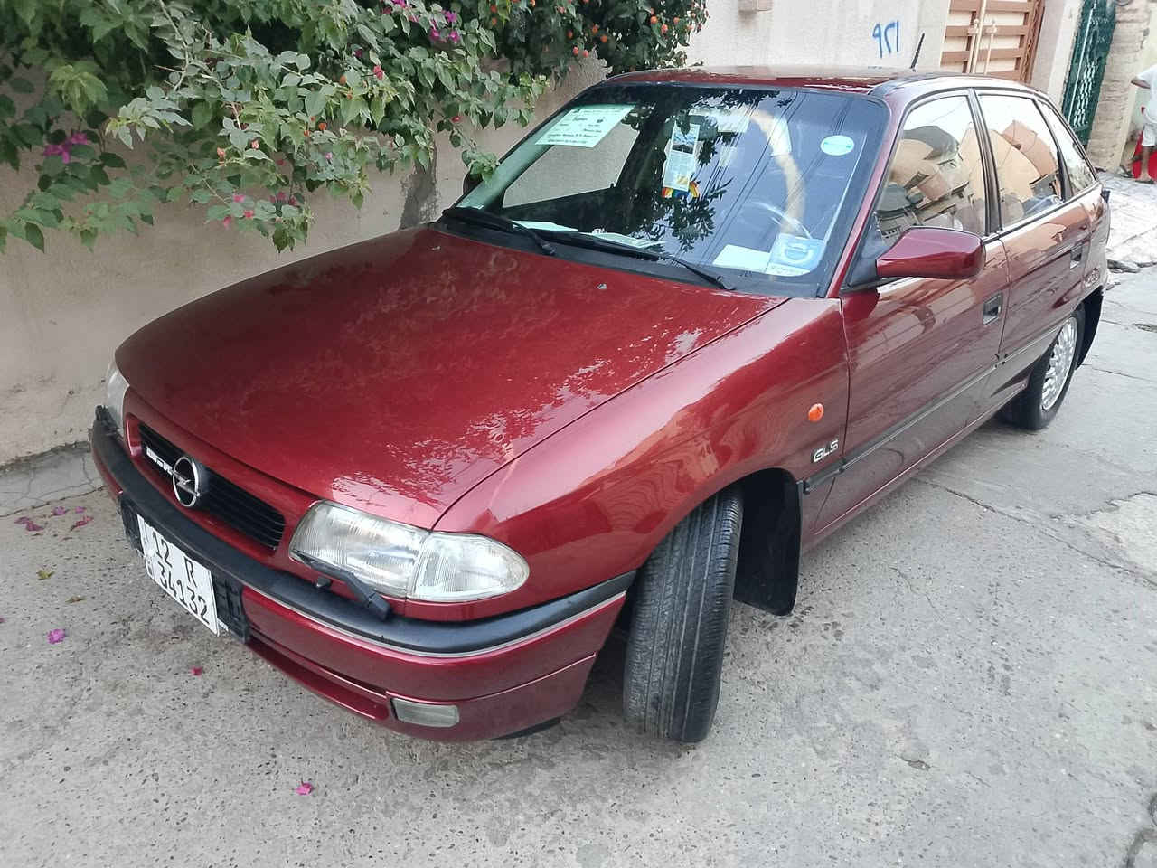 اوبل استرا • ١٩٩٦ • رقم نينوى