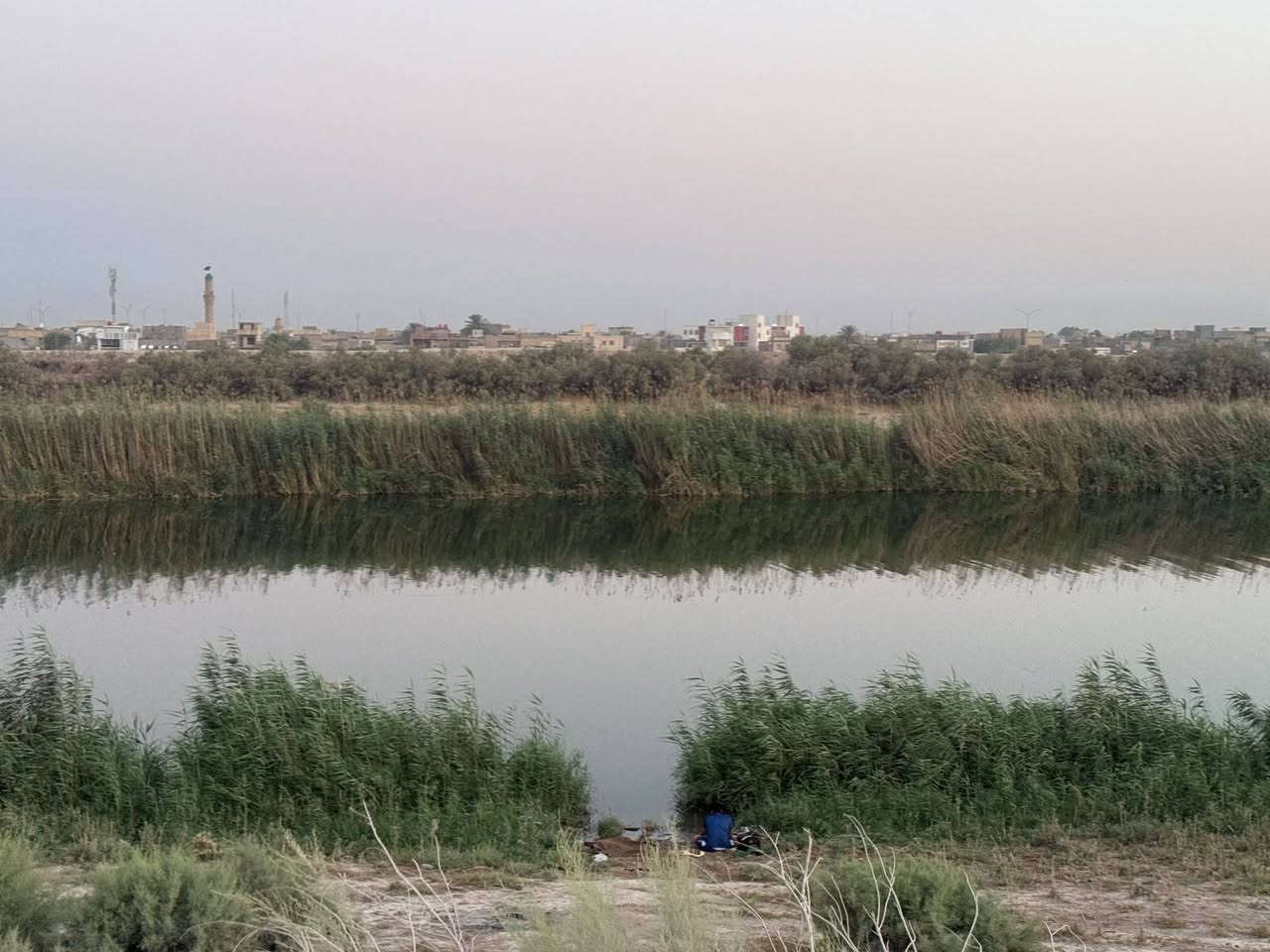 دوانم للبيع في التاجي منطقة الشيخ عامر مقاطعة العيساويه الدونم الواحد ٢٥٠٠متر صافي ٥٠ ×٥٠ طابو الفلوجه سند٢٥ /من ٦مليون الئ ١٤  حسب الطلب    @الاتصال  بالرقم التاليه /***********
***********واتس اب
