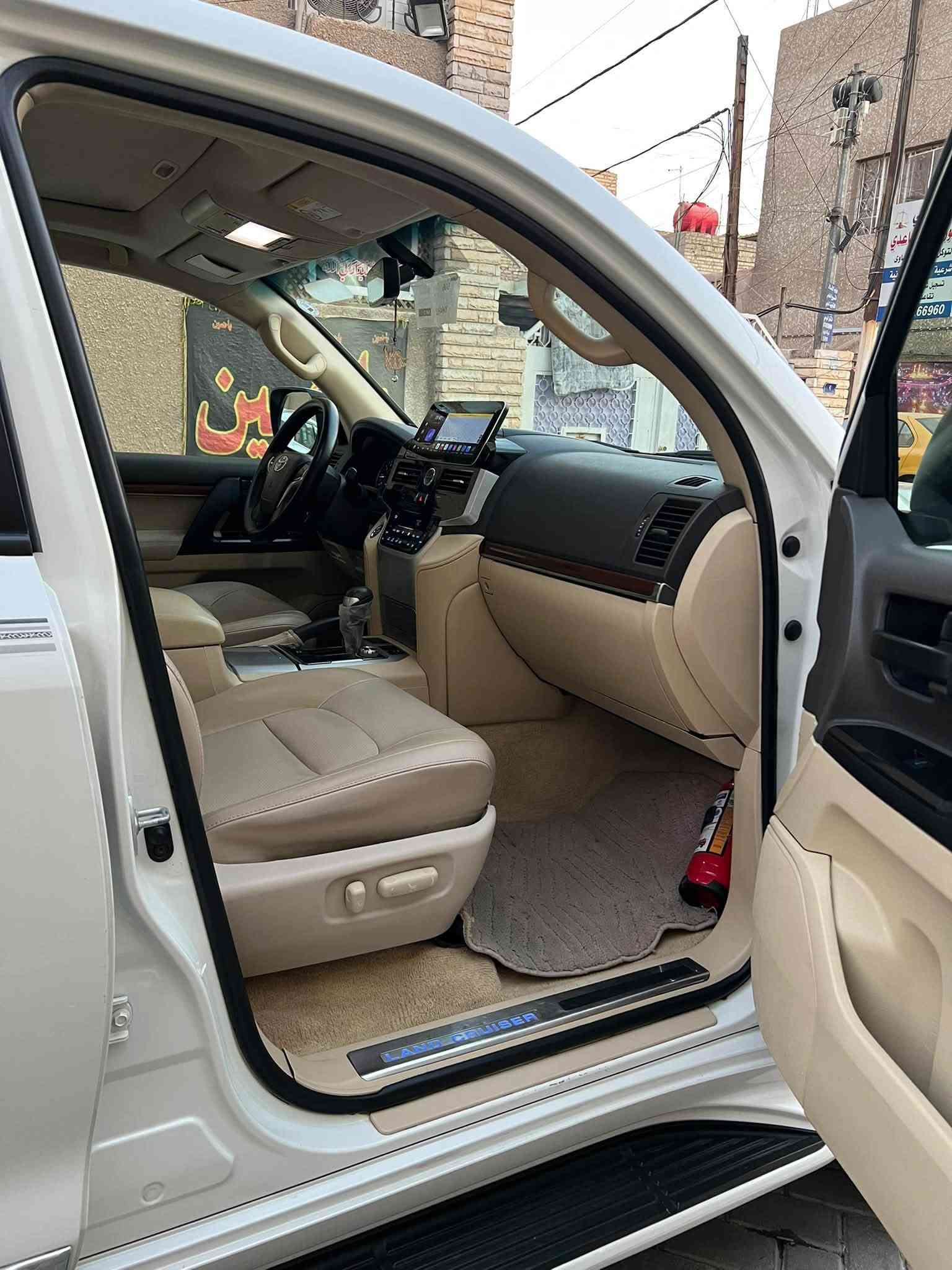 سلام عليكم الاند كروز ١٦ بريم اصل ام طفايه فول موصفات محرك ٨ سلندر 4600المرغوب سياره كفاله عامه شويه نضربت عندي بل جاملغ وبنيد بدون دواخل سياره خير من الله تاير جديد سبير بعده مانازل الويل ماله الله شاهد ١٥ ورقه سياره مصروف عليها ٤ كامرات سياره ماشيه ١٢٠ الف حقيقي وين يعجبك افحص مكاني بغداد سياره باسمي ارقام وسنويه وهزه كله جديد صار سبوع من جدده اني مكلف بنشر هذه رقم راعيه ***********
اي معلومه يم راعيه بيع مستعجل وشراي ينتصل
