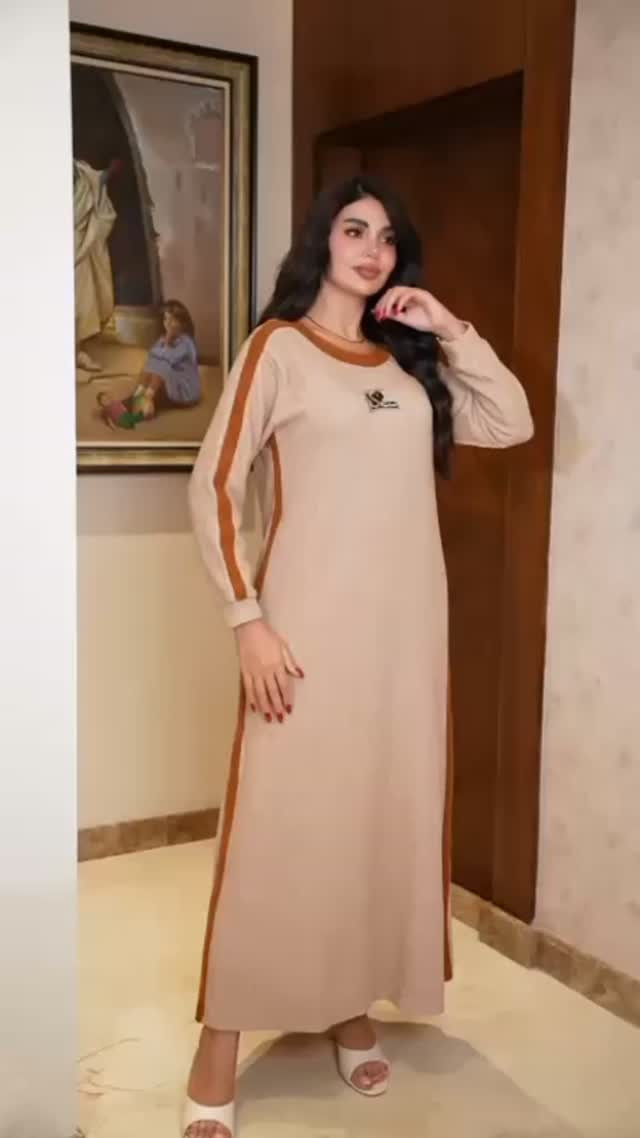 ملابس • للبيع