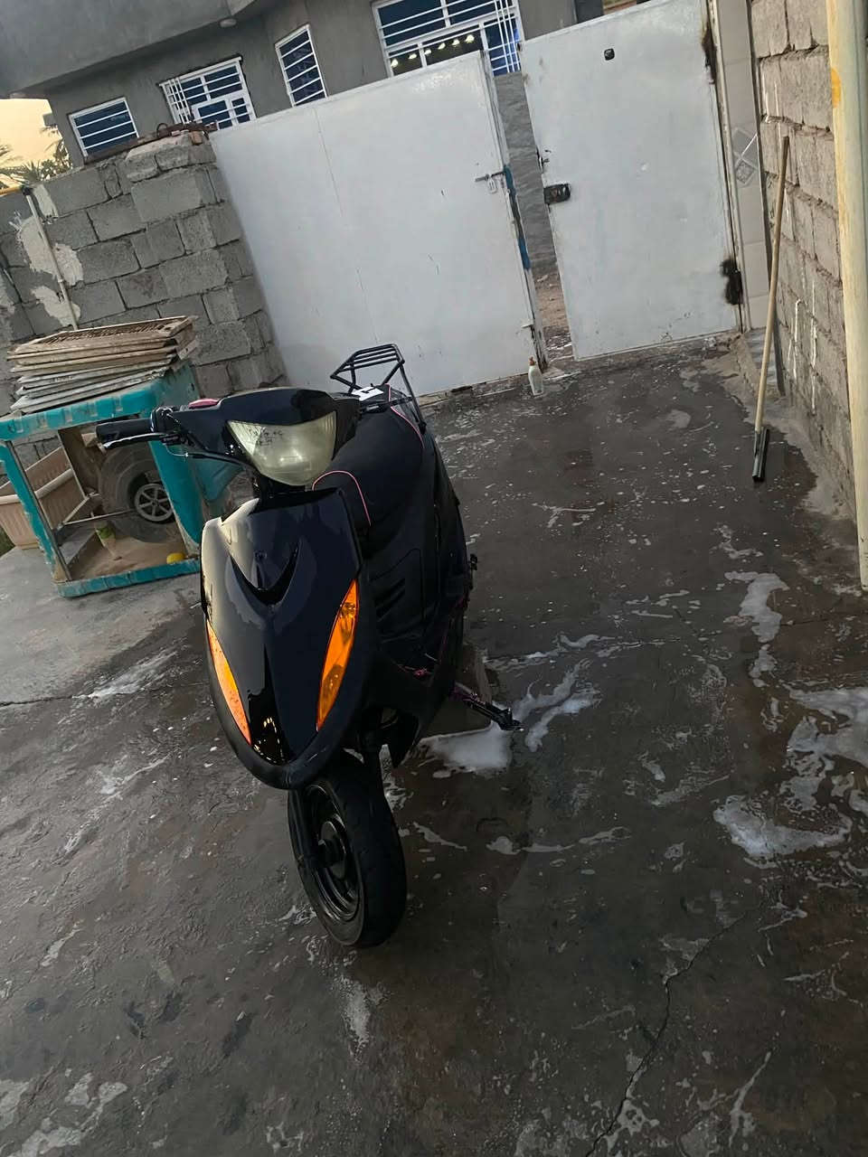 سلام عليكم دراجه ماكس عدله دراجه حلوه ونضيفه ومكينته ناعمه دراجه على الفحص دراجه  سلف وهندر وكهربياته كلهن شقاله سعره ٣٧٥وبيه مجال تواصل *********** أو خاص
