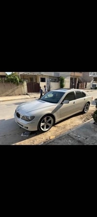 بي ام دبليو ٧٤٠ • ڤ8 • ١٥٣٠٠٠