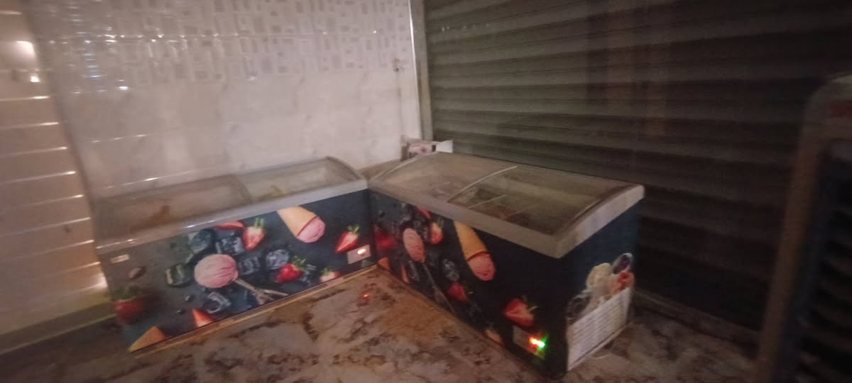 السلام عليكم 
ارفوف للبيع 22 متر  نسبه اضافه 95
مجمدات سطحيه 2 ايكور تركي اصلي استخدام شهرين
ميز كاشير نضيف جديد 
عارضه مقبلات أو طرشي أو كيك كلشي ترهم 
صلاح الدين قضاء الدجيل
***********
يعني لاي يريد يفتح جديد كولشي ما يحتار

