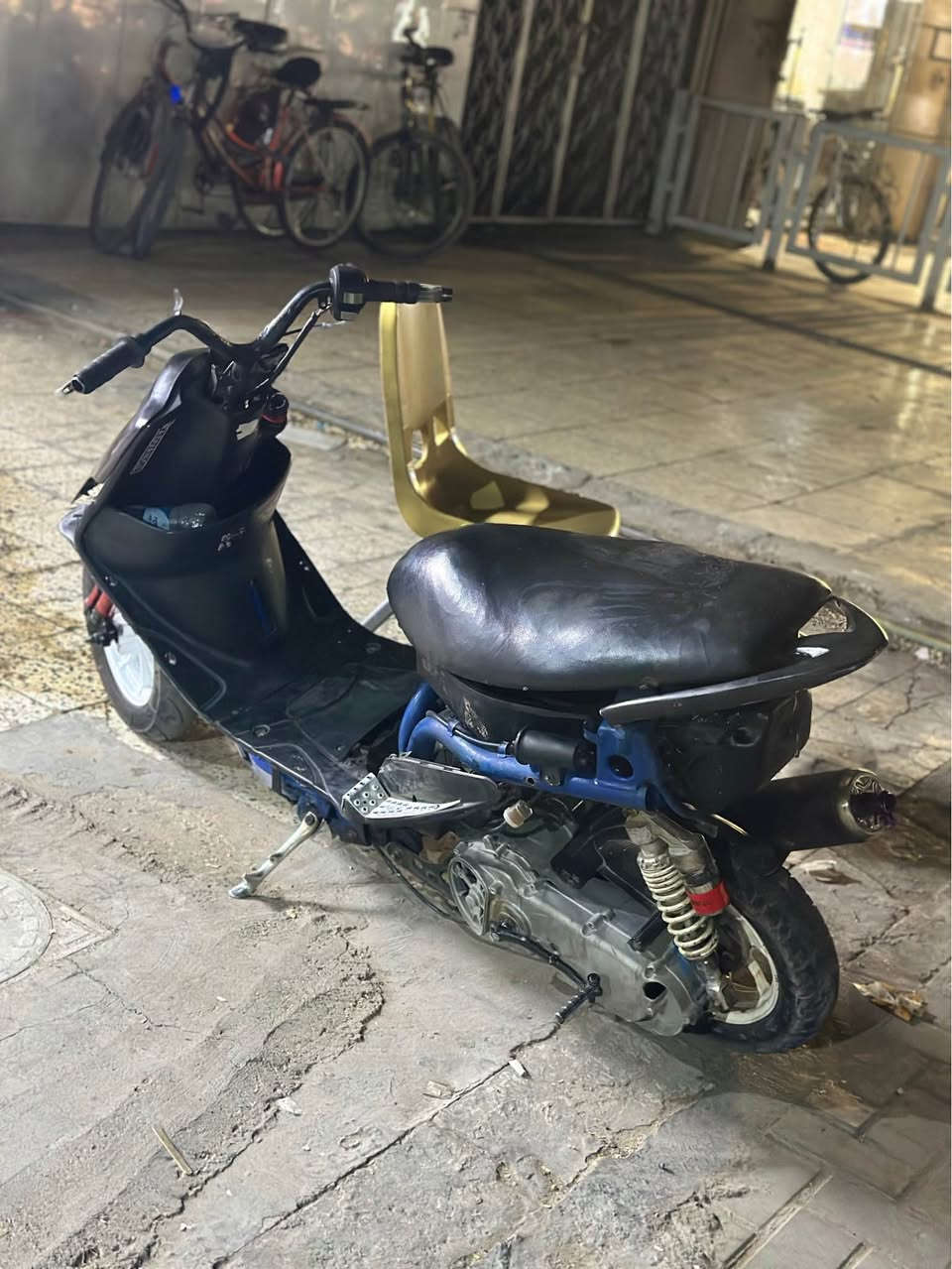 للبيع ثنينهن عدله مال لعب ٥٥ صحيه ناعمه تكمز بيه نواعم تزويد يحتاجله ترتيب نقصه شوته وثعلب مكينه بلاديه ممفتوحه اني فتحته بيدي بدلتله زنجيل بوشته بلاديه مال رمبه شغاله سلف وهندر عوزه ترتيب شوته مابيه وكابرترهه بي ترتره بس مموكفه وكفر مكسور شوفت عينك بيه شلعه ومعدل كلش قويه ناعمه مكاني بغداد حي جهاد رقمي *********** بغداد, العراق
