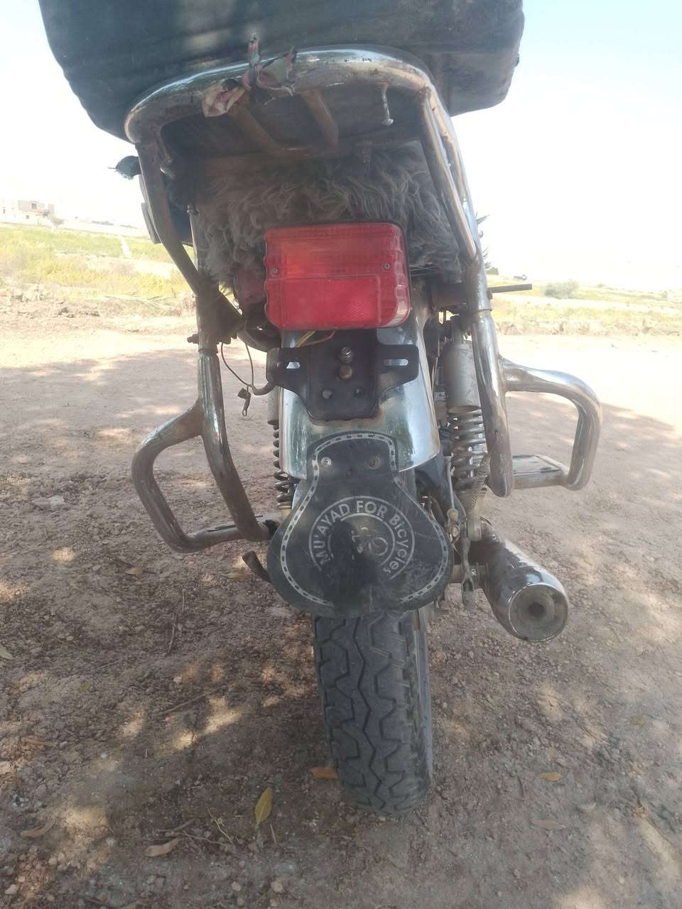 دراجه جونده (محرك ستوته)كلك للبيع السعر 275 وبيه مجال بسيط 
دراجه كامله كهربائيات ظفيره جديده سلف  
للتواصل خاص او اتصال ***********
