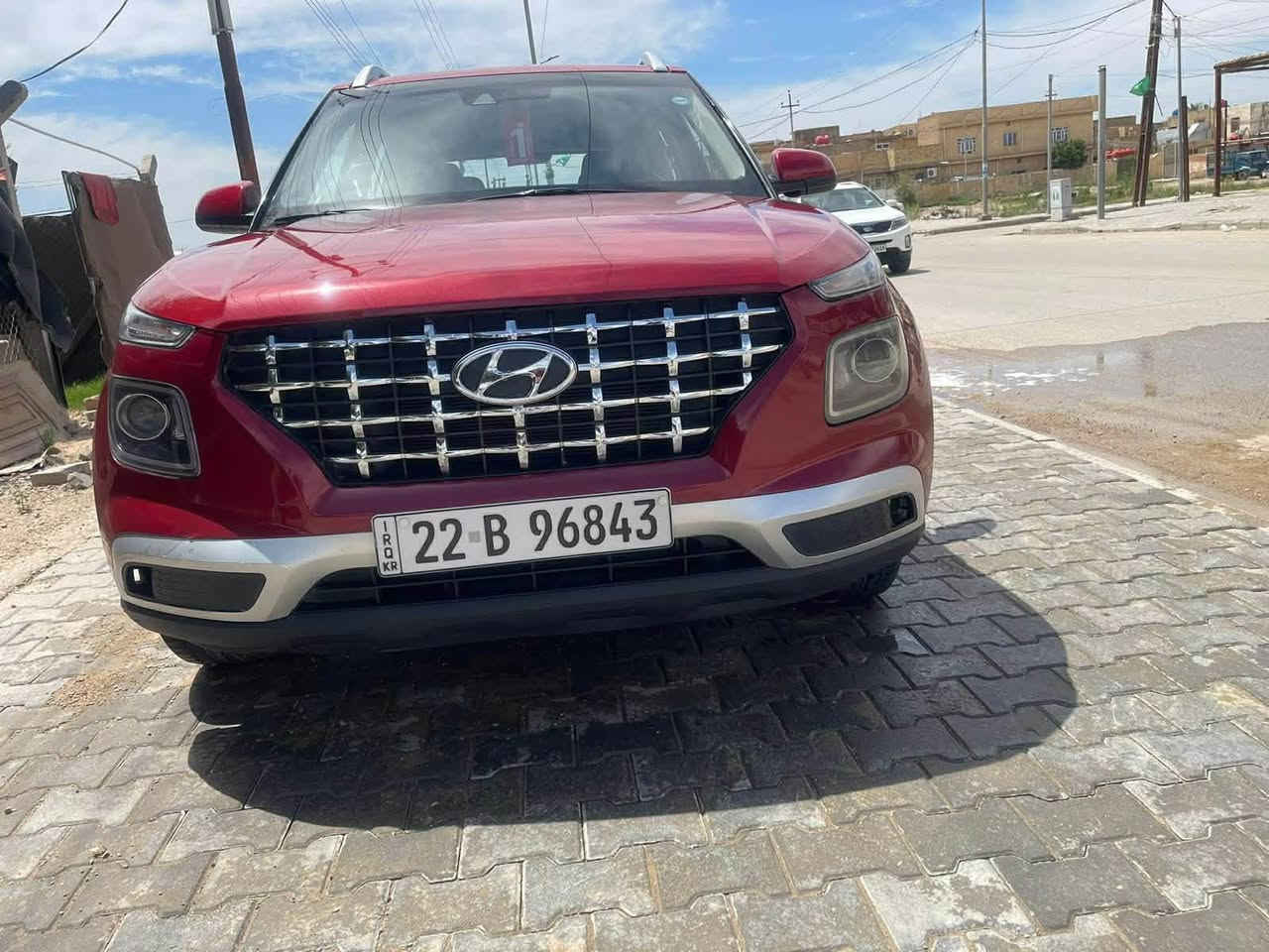 ﷽
للبيع فقط…
نضيفه وبسعر البلاش 
هيونداي فينيو (HYUNDAI VENUE) 2022
ضرر واضح بلصور المرفقه بلمنشور 
رقم شمالي - اربيل شرط التحويل 
المواصفات….
🚘 سلايت
💡 أشاير بالجاملغ
🎛️ تحكم ستيرن جهتين
🛣️ مثبت سرعة
📍 تحديد مسار
🤖 قيادة ذاتية
📺 شاشة كبيرة تدعم أندرويد أوتو + كاربلاي
🔌 منافذ شحن USB + Type-C
🎙️ أوامر صوتية
❄️ تبريد شاشة
⚙️ ثلاث وضعيات قيادة
💡 ليدات أمامية + خلفية زينون أصلي
📷 كامرة خلفية دوارة
⚠️ تحذير تصادم
📡 رادار أمامي
📡 رادار خلفي
📡 رادار جانبي
🛑 توقف ذاتي أمامي + خلفي
👁️ نقطة عمياء بالمرايا
🔒 تراكشن مانع انزلاق
🛞 ويل كب قياس 15
🖥️ شاشة أعطال
🛞 حساس تايرات
🛑 بريك 4 دسك
🔧 محرك 1600 دبل نوزل اقتصادي جداً
📱 باقي المواصفات بالشاشة
✨ السيارة جديدة بمعنى الكلمة

📮 السـعـر 115$ وبيها مجال 

مكان تواجد السيارة: بغداد
رقم صاحب السيارة ***********
مكلف بالنشر
