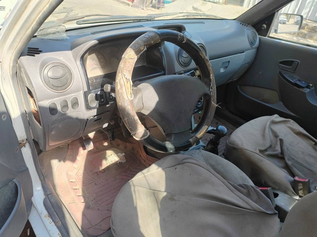 سايبا رقم ذي قار انكليزي.. سنوية صاقطة من ٢٠٢٠  رقم ألماني.. صاحبها متوفي بس مسوين وكالة.. يعني اكفلك تحويل. السيارة تتحول.. صاحبها ابو الوكالة يطلب عليها ٤ ورقات..... السيارة كايمة. يرادلها مكينة.. بس شغالة و تمشي عادي. ادخن.. و خياسات بسيطة.. الشواصي واحد سليم و واحد معمر فقط.. تبريد عاطل.. يعني يرادلها ترتيب.. السعر ١٦ ورقة من الاخير
مكاني بغداد الكاظمية *********** بغداد, العراق
