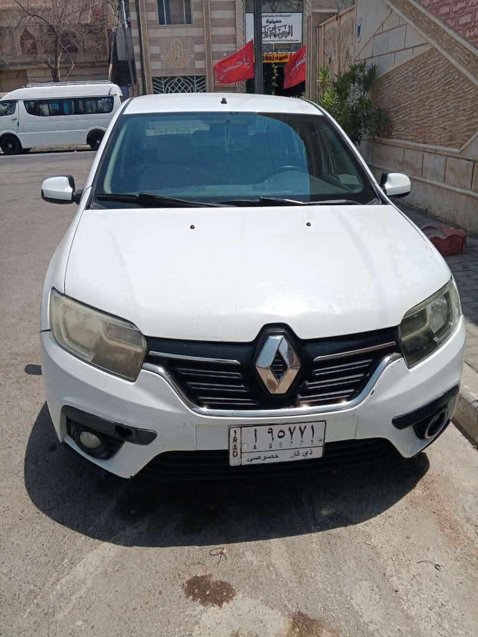 رينو سنبل مديل.19رقم ذقار.السنويه بعده مامنتهيه.بيه بابين مبدله صفحت الايمين سياره كفاله محرك وكير وتبريد.مكان السياره بصره.سعر60$
***********
مكلف بل نشر
