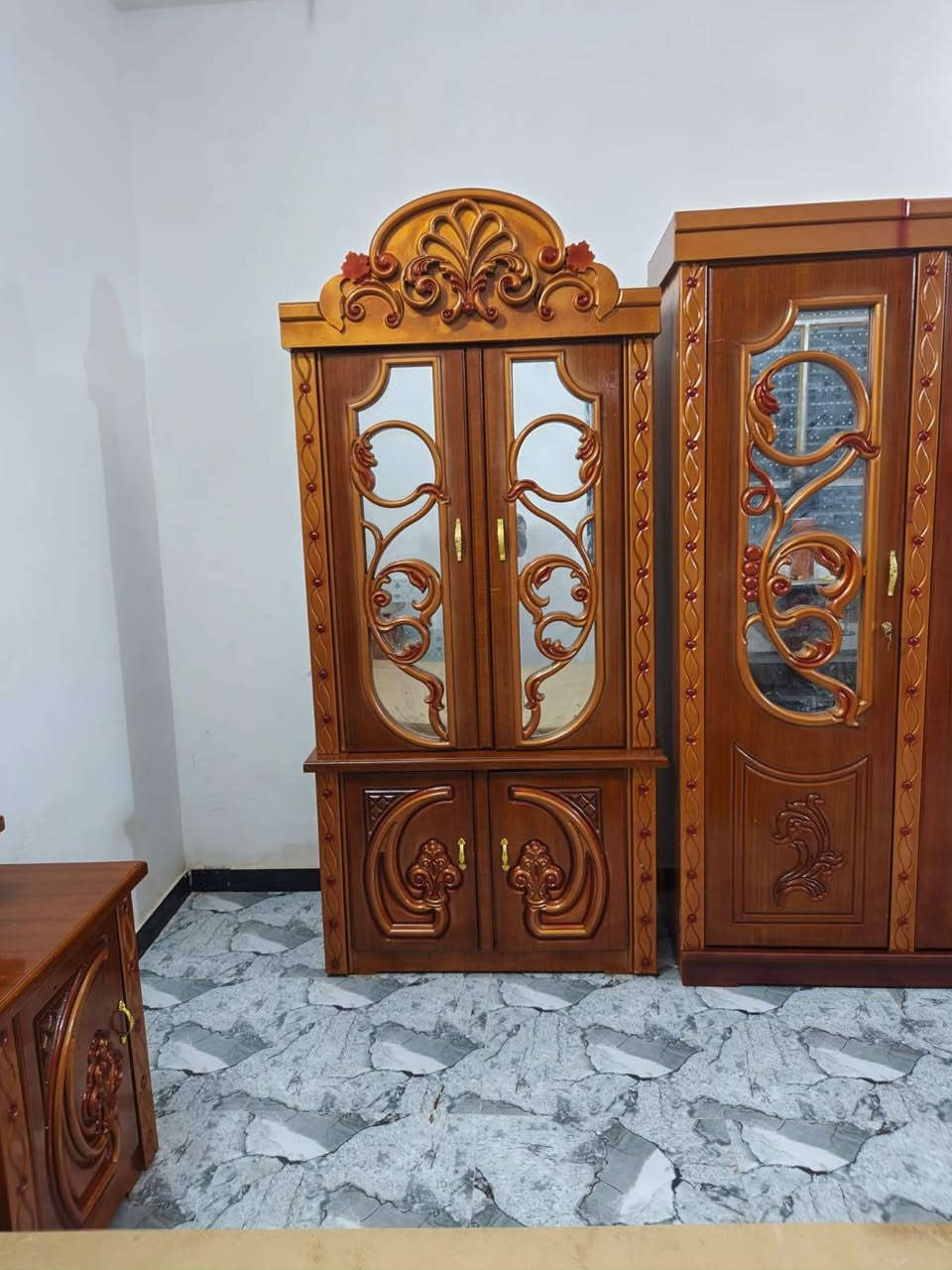 غرفة اخشاب ام السته نجاره تزكام جديده كلش نهايته 650 مكان ناصريه ***********

