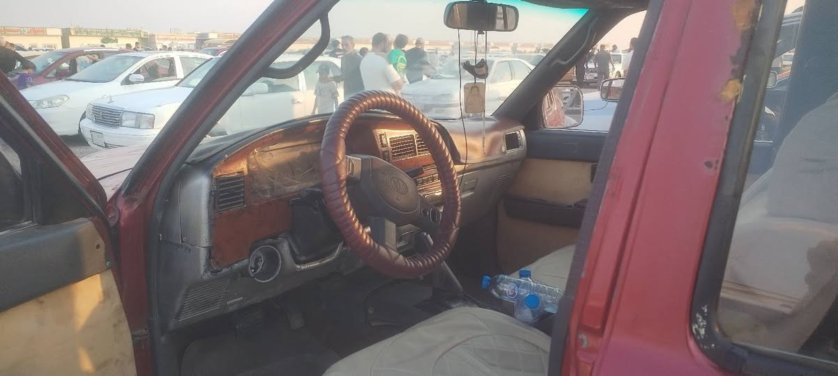 السلام عليكم
سياره سيلف تيوته رقم بصره انكليزي اب اسمنه السيارة
مكينه وكير خير من الله
تبريد كهربائيت كلهه شغاله
حداده الخلفيه جاهزه بس الكدام يرادله ترتيب صفحه وحده دبل
مكان السيارة البصره كرمه علي العلي
السعر ٣٢ اوبيهه مجال بصيط
رقم الهاتف *********** / متواجد واتساب واتصال

