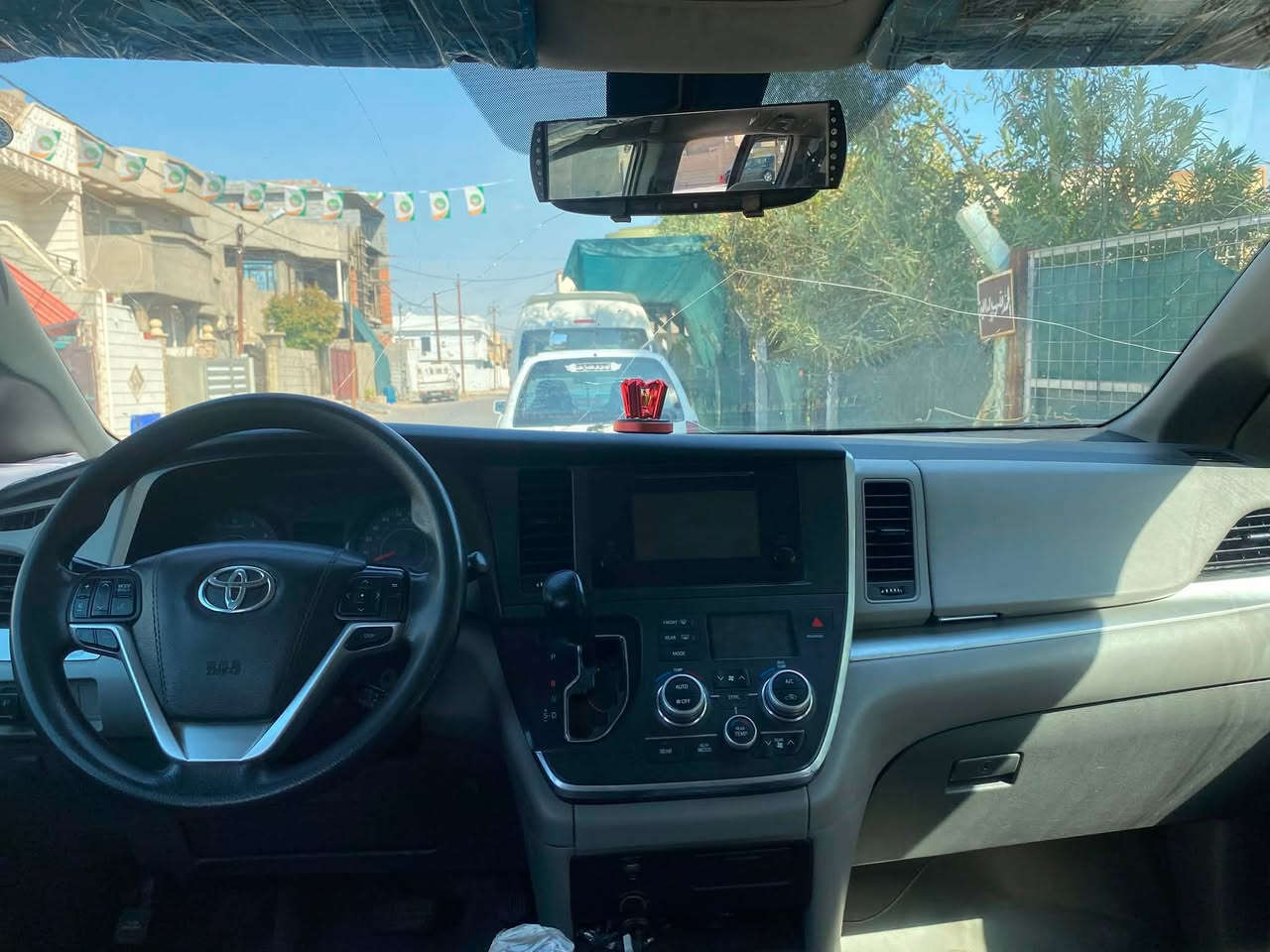 ألسلام عليكم شباب تويوتا سينا رقم آربيل موديل 16 ضرر بونيد وجاملغ بونيد بلادي وضختها هنا بالعراق جاملغ خلفي وشوية من الباب السلايت مواصفات Le منضومة غاز 80 لتر ابواب كهرباء سعر 165 مكاني كركوك ***********
