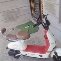 دراجة كهربائية • البطاريات هابطة • للبيع